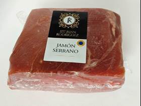 Prosciutto Serrano 'Riserva' 6 kg, Duroc pork, aged 16 months, rich flavor, less salt and fat.