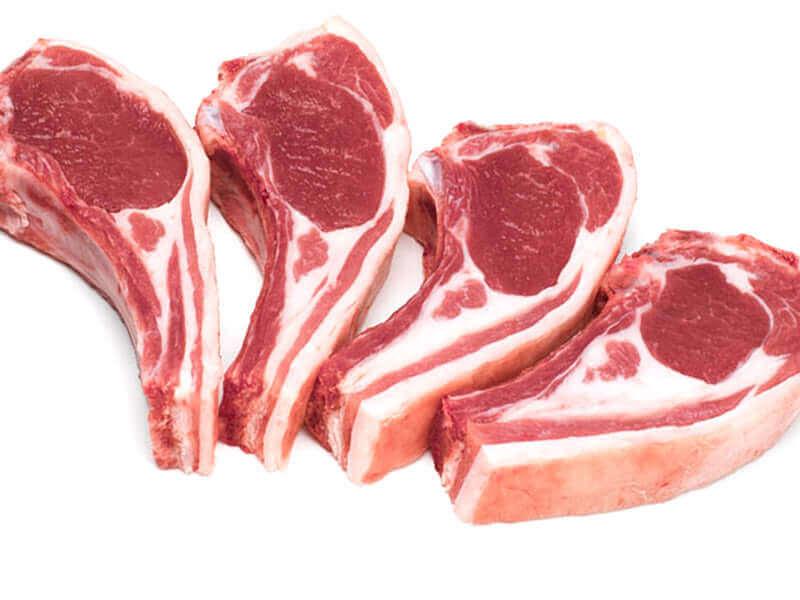 Agnello Semibrado in quarti, tagli di carne fresca, non congelata e priva di conservanti.