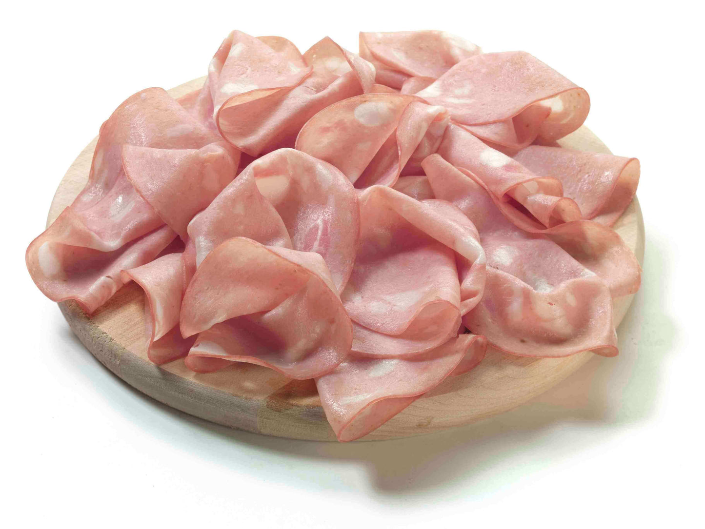 Mortadella al Cinghiale di Altissima Qualità su un tagliere, carne di cinghiale e suino affettata.
